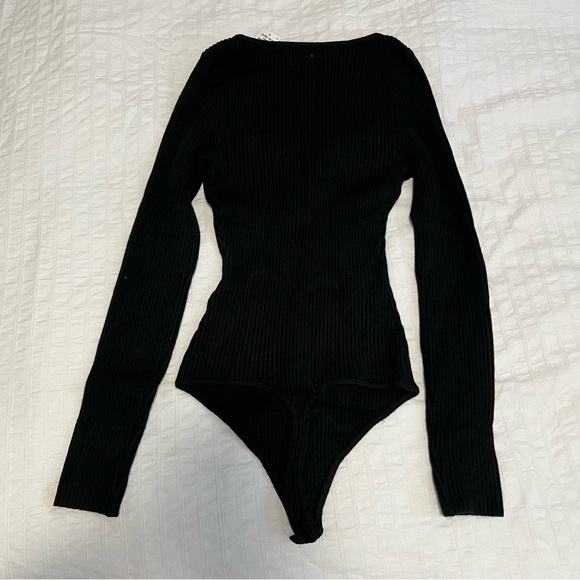 Abercrombie & Fitch Long Sleeve Bodysuit - Picture 2 of 6